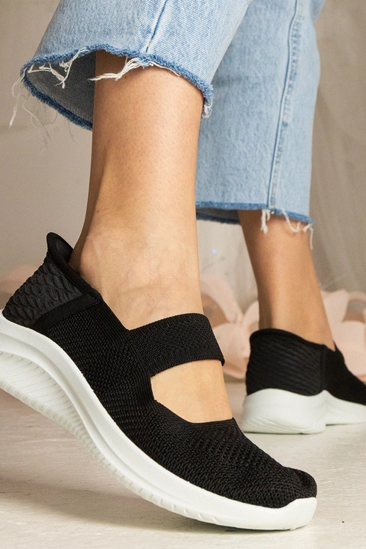 Zapatillas negras con suela...