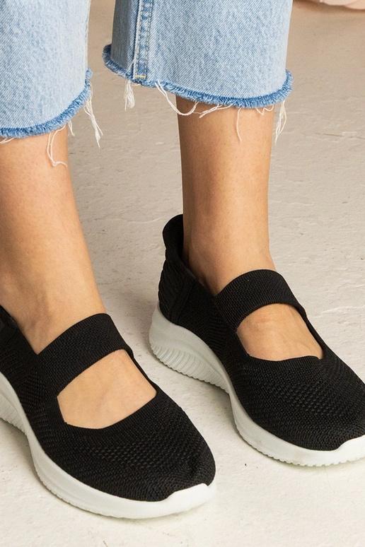 Zapatillas negras con suela...