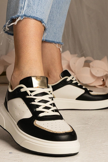 Zapatillas deportivas de mujer negras con detalle de purpurina Zorra 2