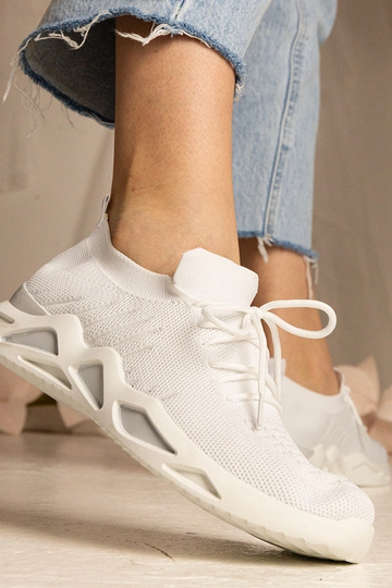 Zapatillas deportivas de mujer blancas con caña de calcetín Miyana 2