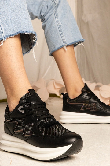 Zapatillas deportivas negras con elemento holográfico Elaiza 2