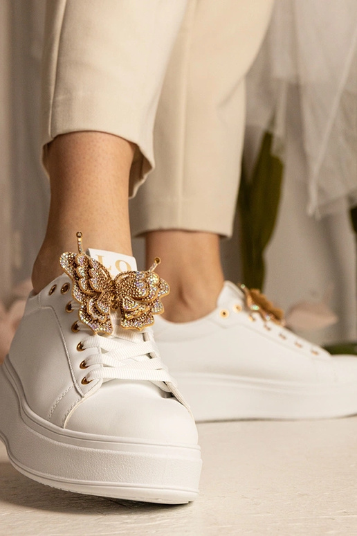 Zapatillas blancas con mariposa de...