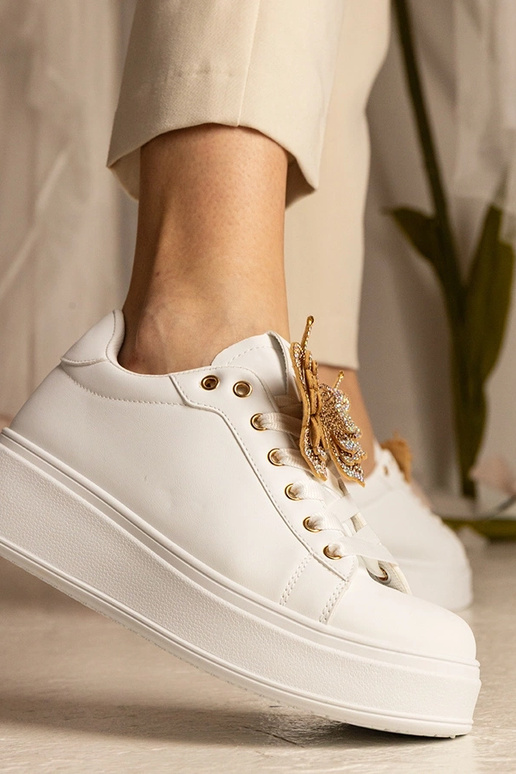 Zapatillas blancas con mariposa de...