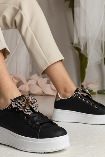 Zapatillas negras con mariposa de circonitas Kariba