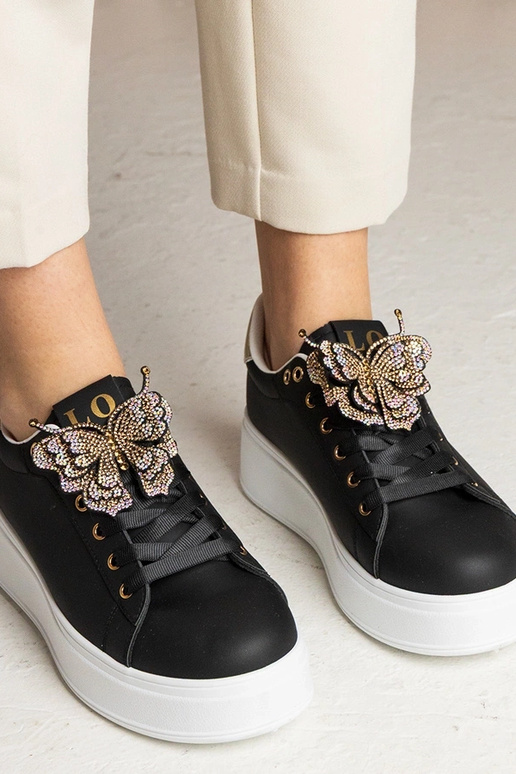 Zapatillas negras con mariposa de...