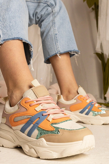 Zapatillas deportivas naranjas para mujer con brillo Maleda 2