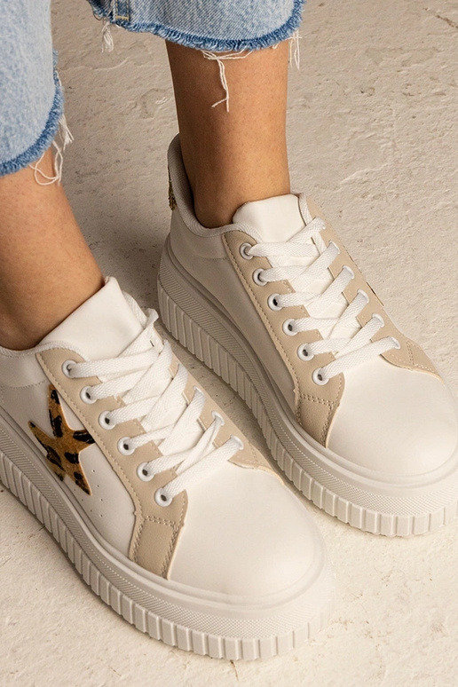 Zapatillas bicolor decoradas con...