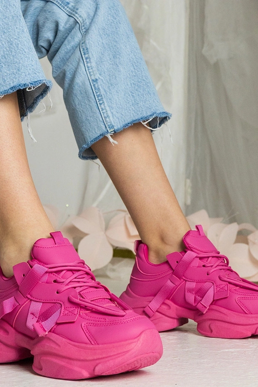 Zapatillas deportivas rosas masivas...