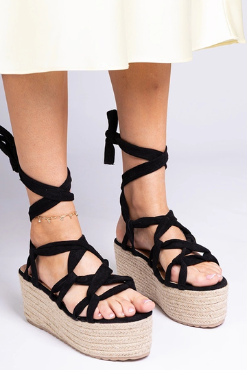 Sandalias tipo espadrillas...