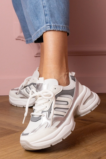Zapatillas deportivas... 2