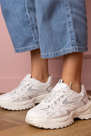 Zapatillas deportivas blancas de plataforma estilizada para mujer Carina