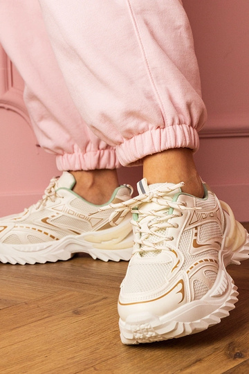 Zapatillas deportivas color arena para mujer en plataforma gruesa Lirana