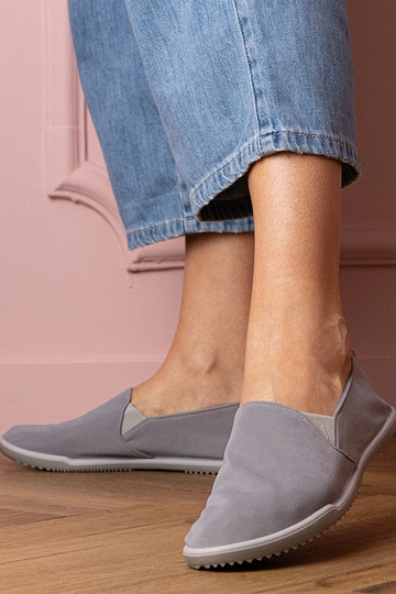 Kendi sandalias deportivas... 2