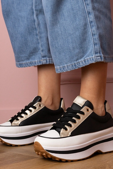 Kerita zapatillas...