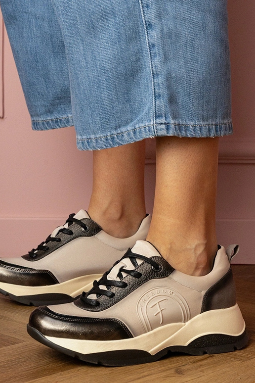 Zapatillas deportivas grises para... Zapatillas deportivas grises para...