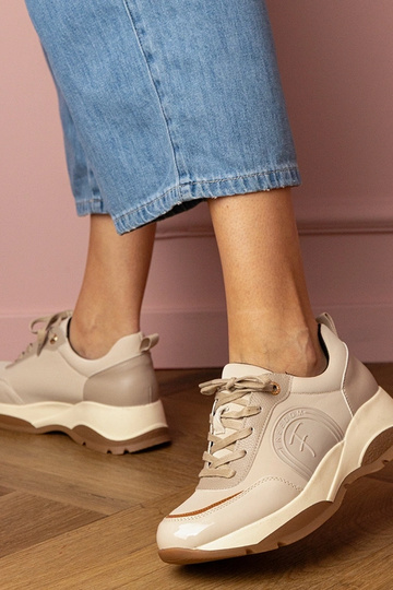 Zapatillas deportivas color arena para mujer Wener 2