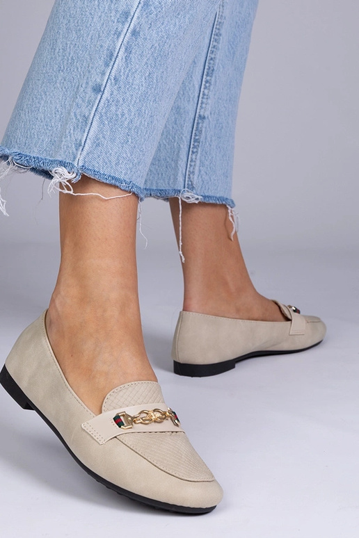 Mocasines de color beige mate con...