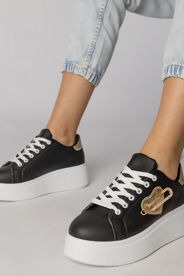 Zapatillas deportivas...