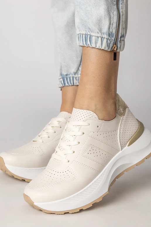 Zapatillas deportivas color arena con... Zapatillas deportivas color arena con...