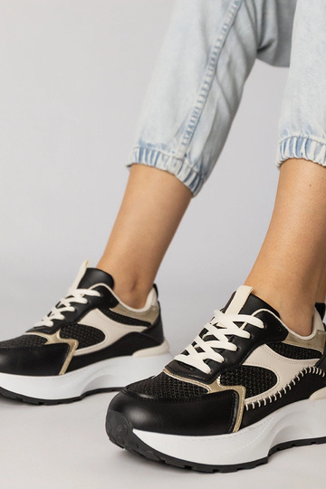Zapatillas deportivas negras con inserto de tejido trenzado, "Berlisa"