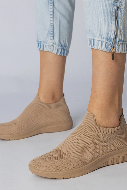 Zapatillas deportivas color arena con...