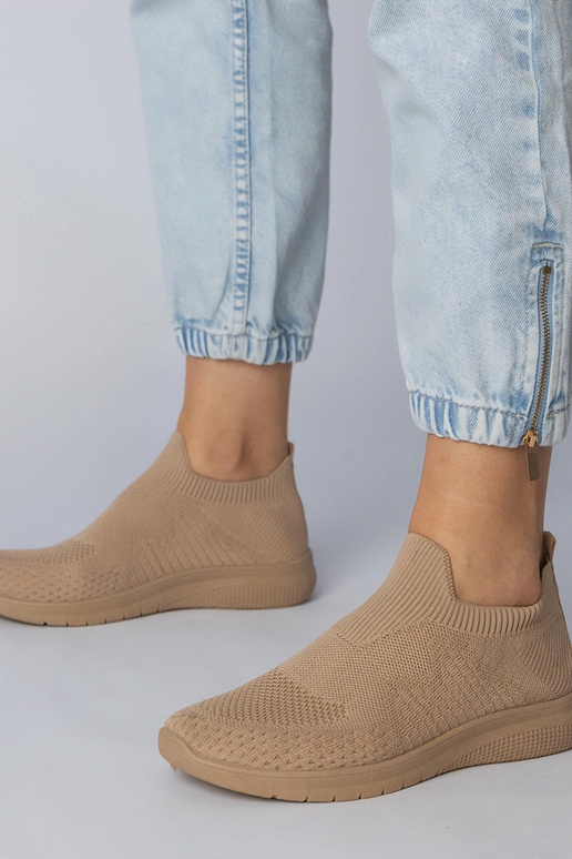 Zapatillas deportivas color arena con...