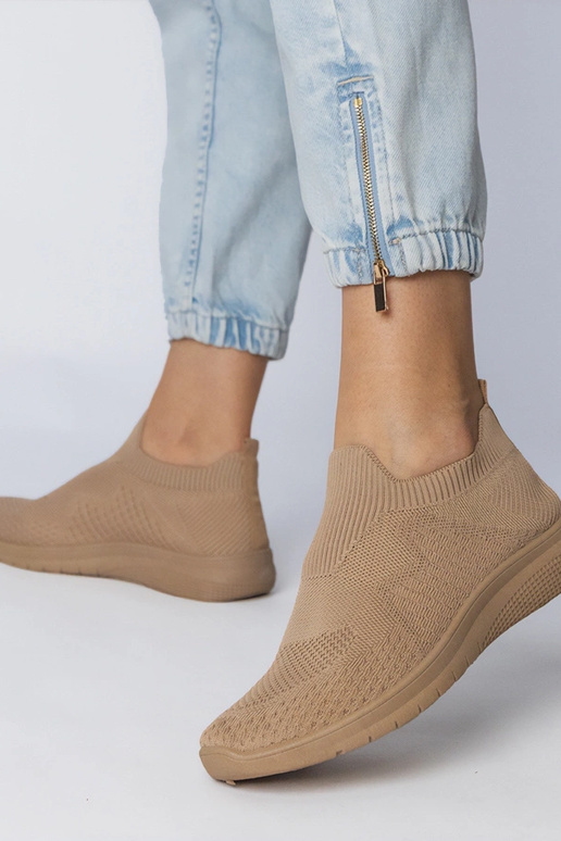 Zapatillas deportivas color arena con...