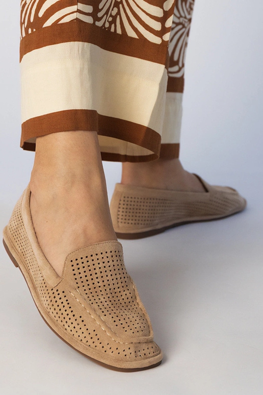 Mocasines color arena de ante...