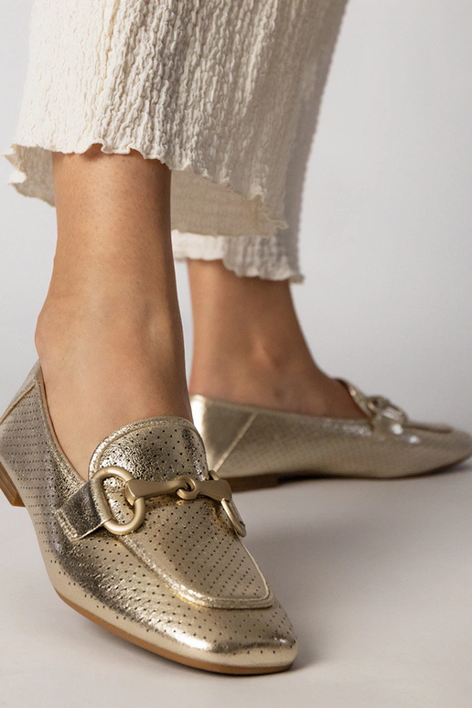 Bailarinas elegantes dorados con... Bailarinas elegantes dorados con...