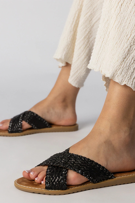 Zapatillas trenzadas negras para... Zapatillas trenzadas negras para...