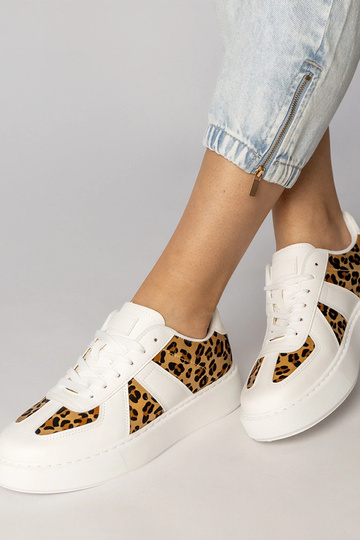 Zapatillas deportivas blancas con estampado de pantera, "Toris" 2