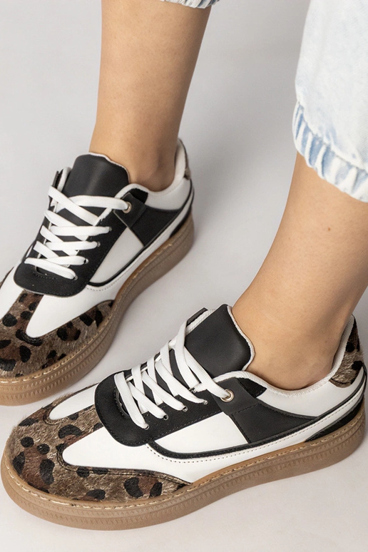 Zapatillas deportivas negras y...