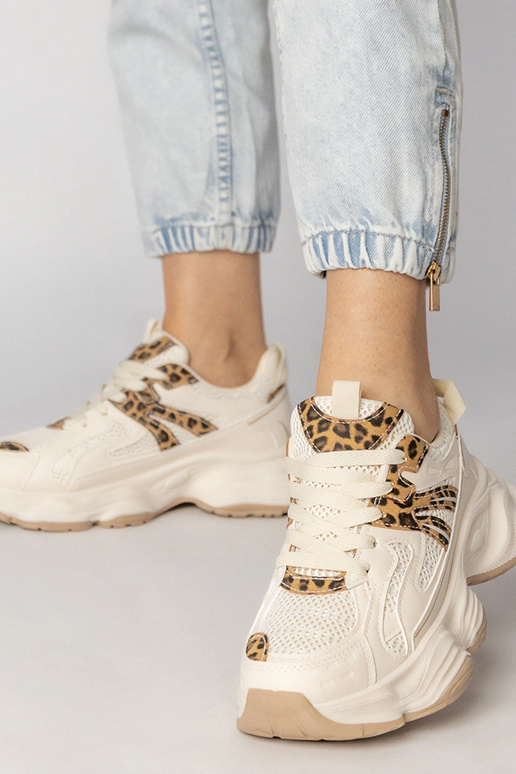 Zapatillas deportivas color arena con...