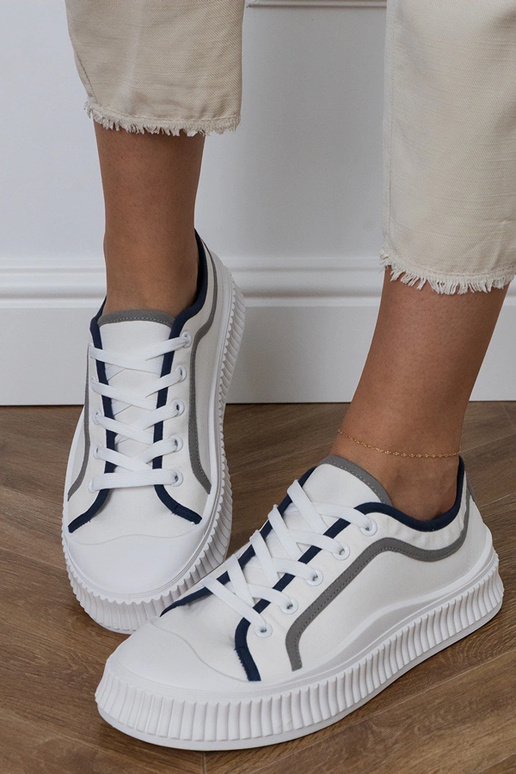 Zapatillas de mujer blancas con... Zapatillas de mujer blancas con...