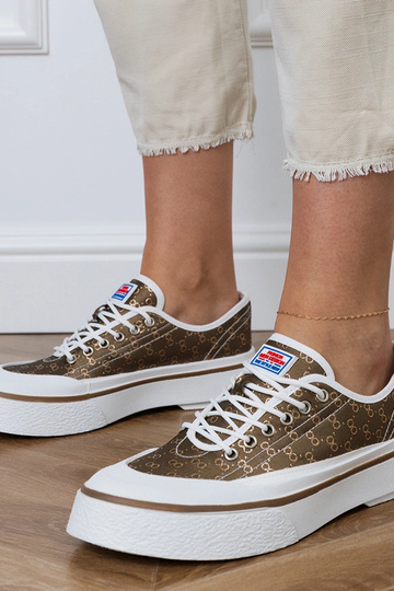 Zapatillas de mujer marrones con plataforma, "Greta"