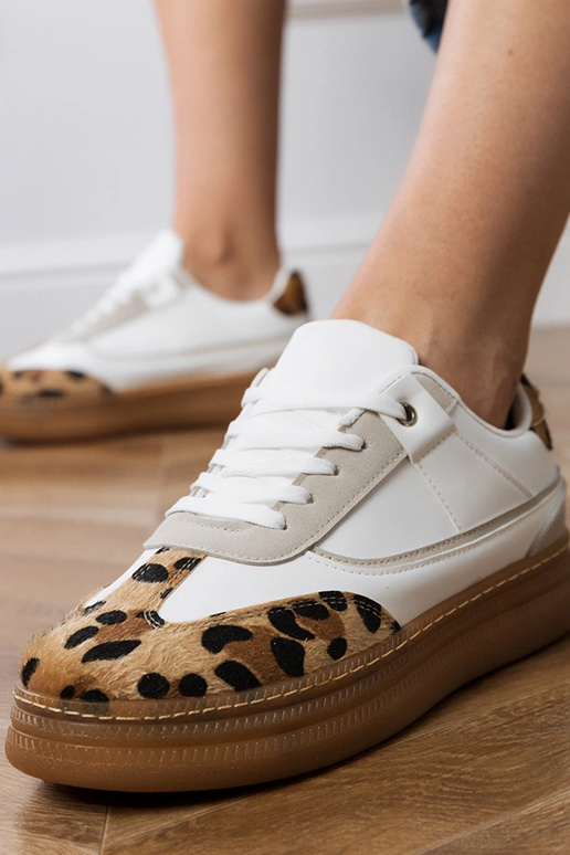 Zapatillas deportivas blancas con...