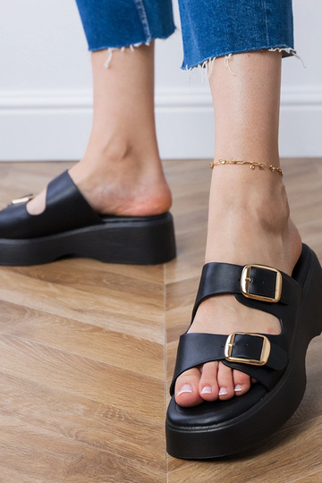 Wollis chanclas negras con hebillas en tiras 2