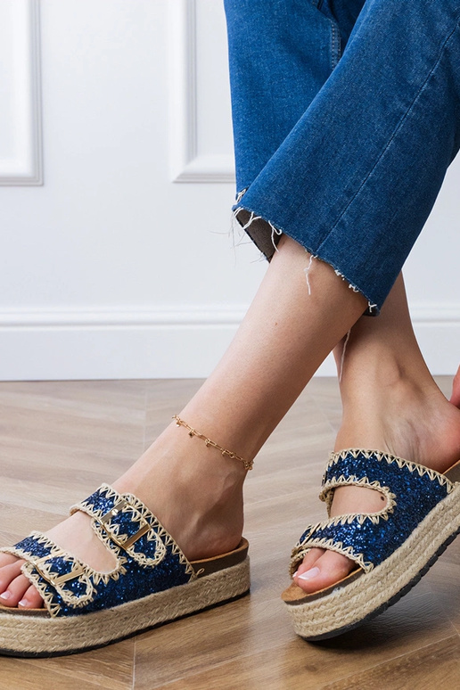 Zapatillas tipo espadrilles azul... Zapatillas tipo espadrilles azul...