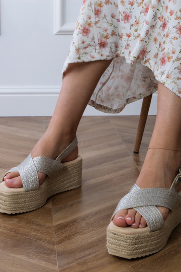 Sandalias plateadas tipo espadrilla de plataforma con tiras, "Olisa" 2