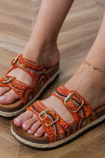Zapatillas étnicas naranjas con hebillas en las tiras, "Zebrina" 2