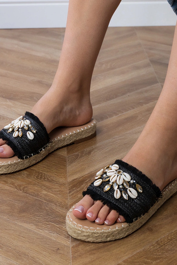 Zapatillas tipo espadrilla negras con conchas, "Morsa"