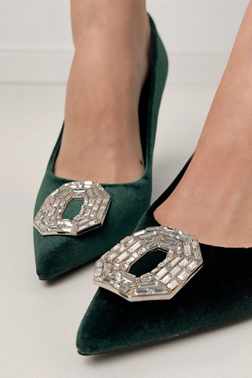 Sandalias verdes con tacón...