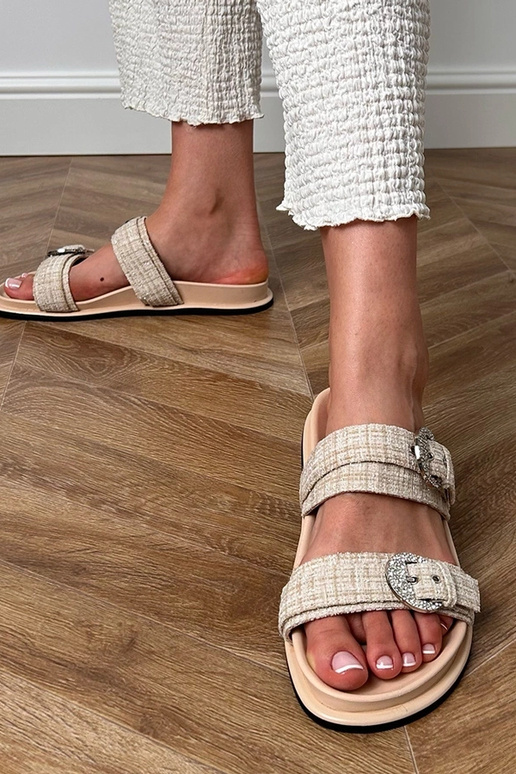 Chanclas color arena con tiras y...