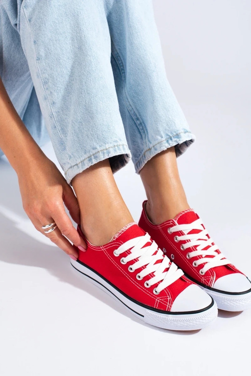 Zapatos de mujer Shelovet color rojo.