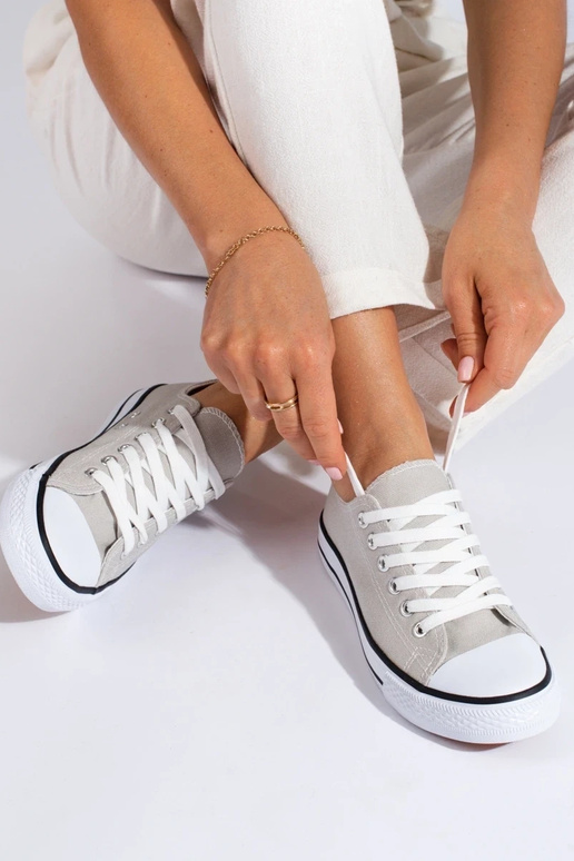 Zapatos de mujer en color gris Shelovet