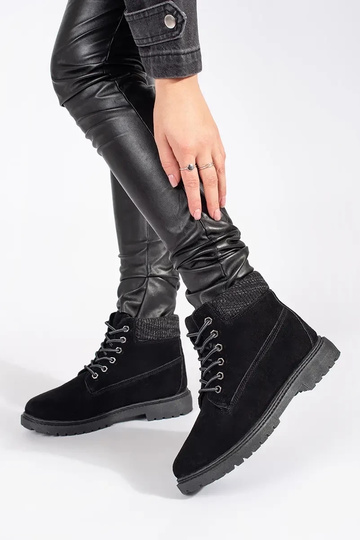 Los zapatos de mujer están... 2