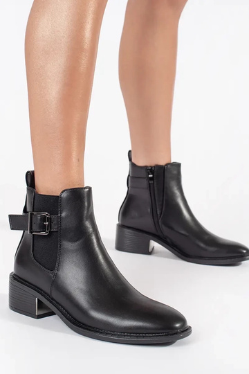 Zapatos modelo clásico en... 2