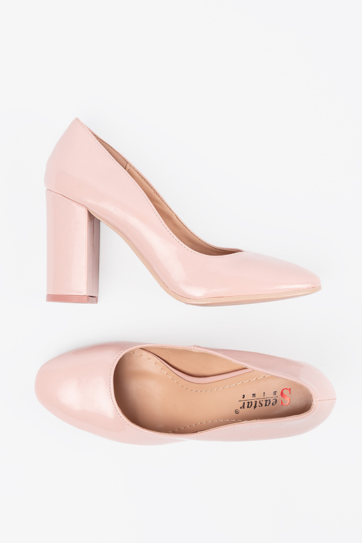 Zapatos de tacón liso de color rosa