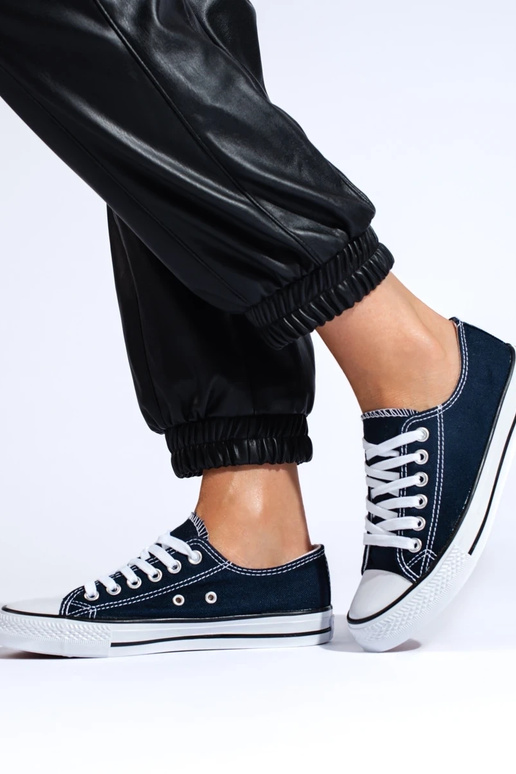 Zapatos modelo clásico azul Shelovet