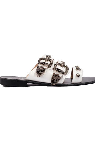 Zapatillas de mujer de moda...
